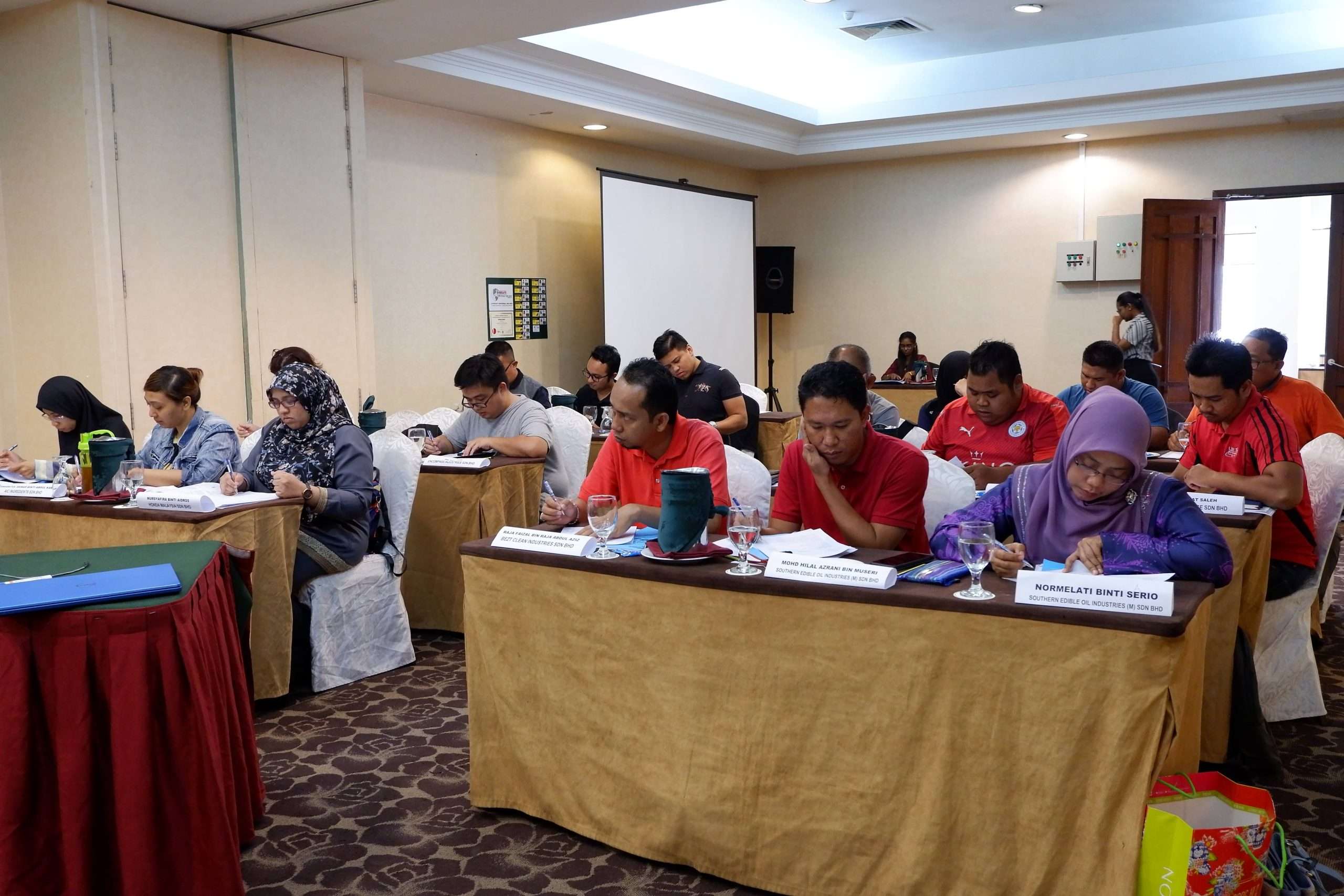 Occupational First Aid Training photo